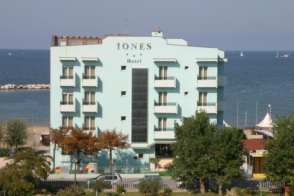 Hotel Iones 리미니 외부 사진